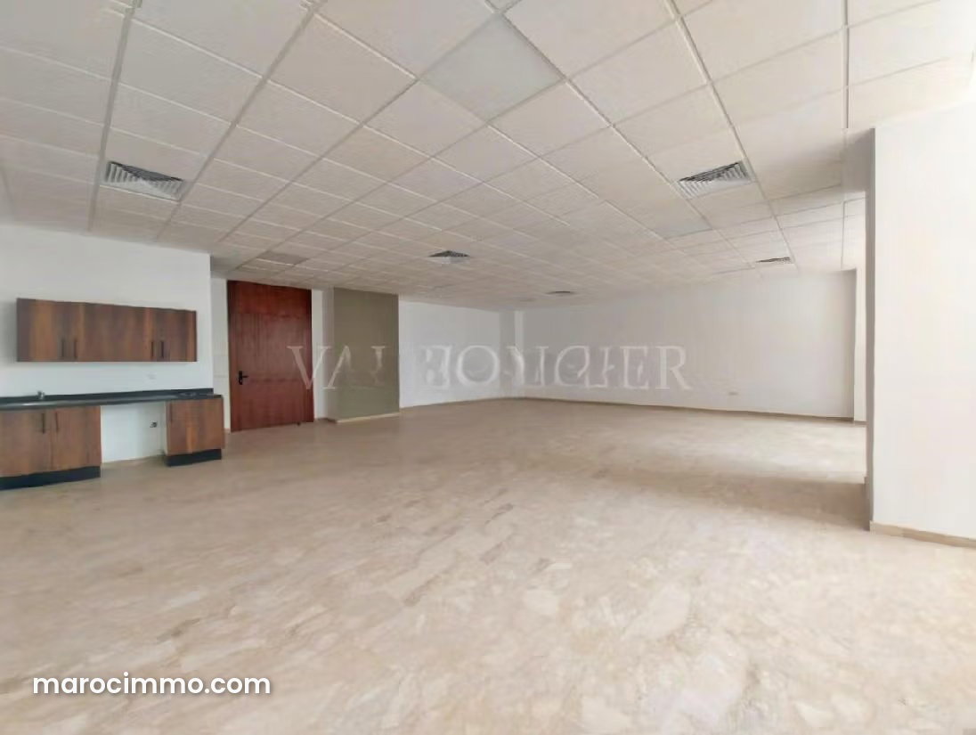 Brand-new 109 sqm office for lease in Sidi Maarouf, Casablanca — Casablanca