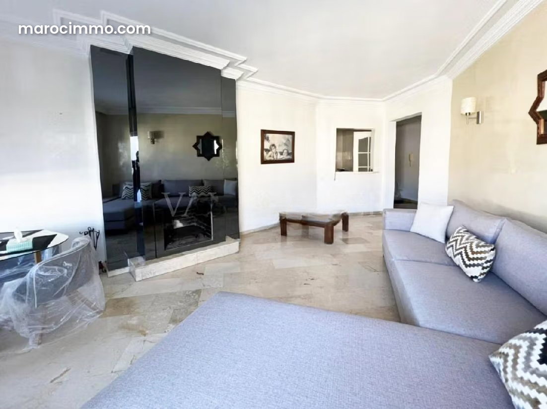 Furnished apartment in Casablanca’s Golden Triangle with terrace — Casablanca