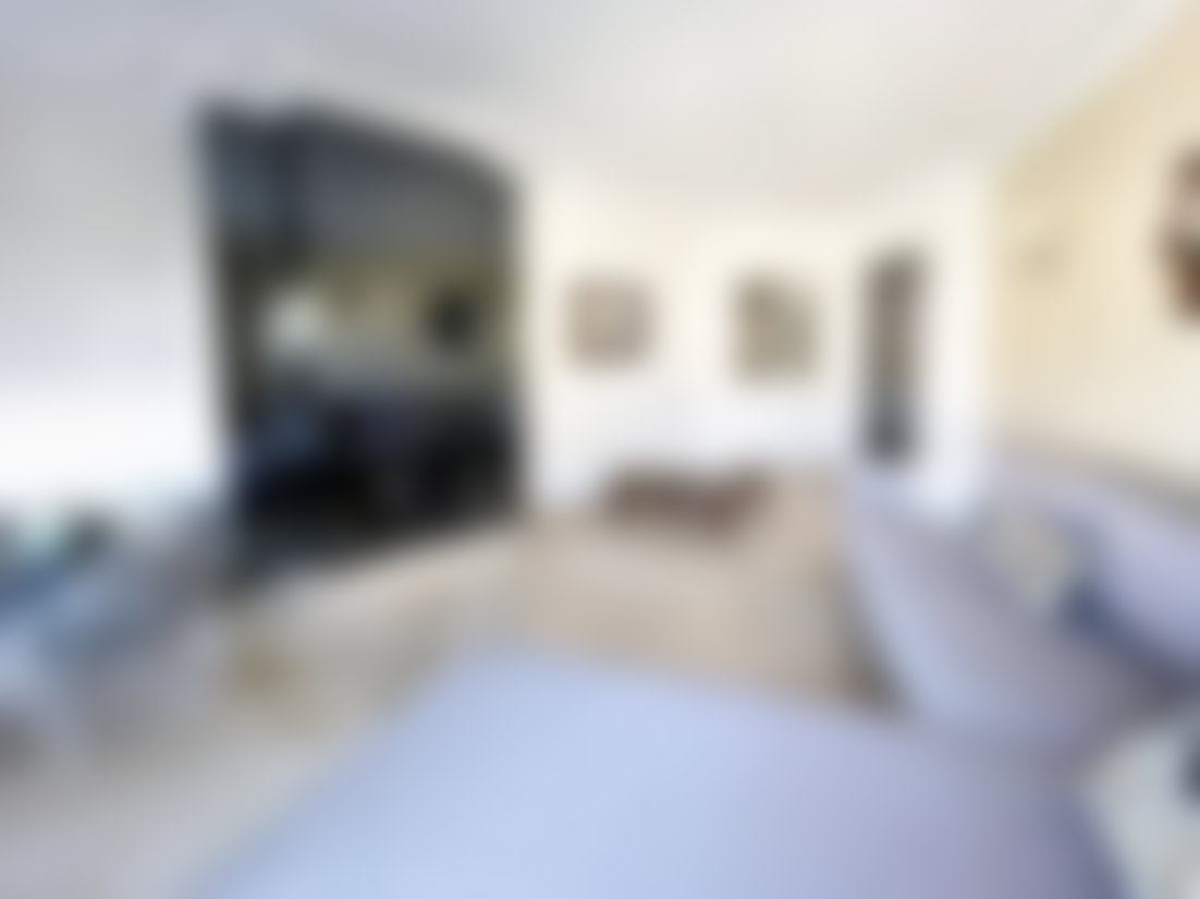 Furnished apartment in Casablanca’s Golden Triangle with terrace
