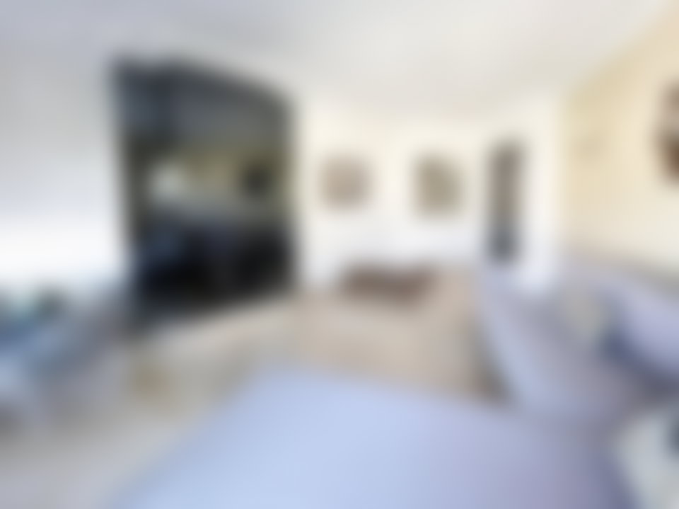 Furnished apartment in Casablanca’s Golden Triangle with terrace