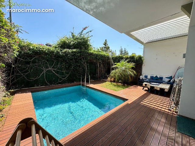 Magnificent villa for sale in Ville Verte. Total area 240 m². Pool and air conditioning — 3