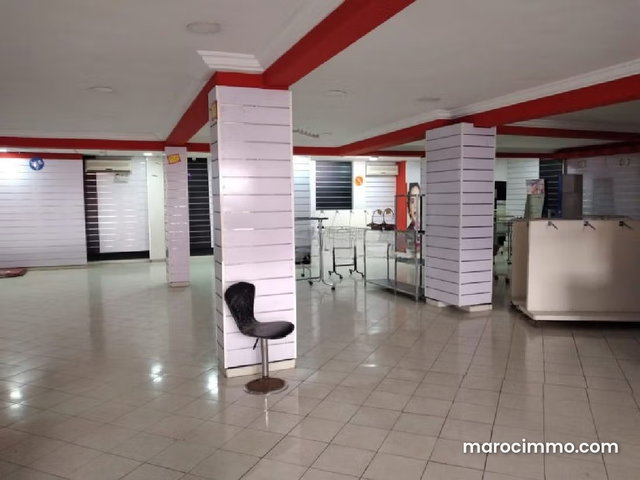 Local commercial en location sur Bd BIR ANZARANE — 3