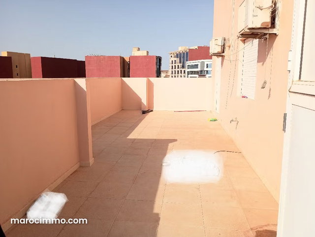 Charmant appartement a vendre — 5