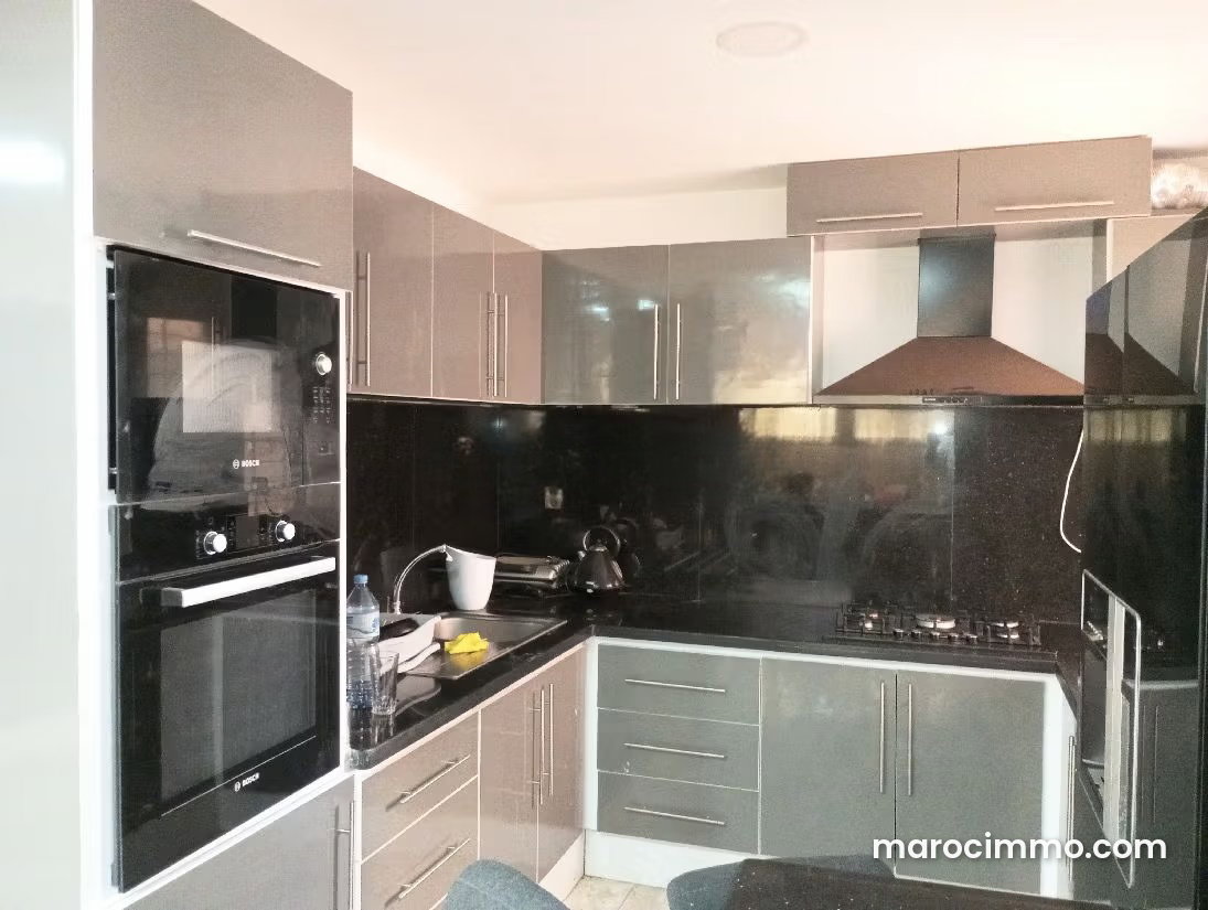 Appartement 130 m², terrasse, 3 chambres, Centre Ville Oujda — Oujda