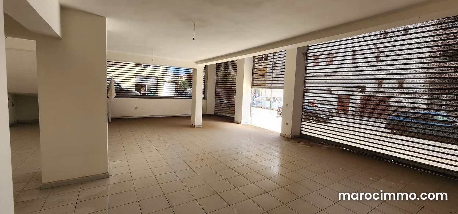 160 sqm Corner Commercial Premises, Ocean District, Rabat — Rabat
