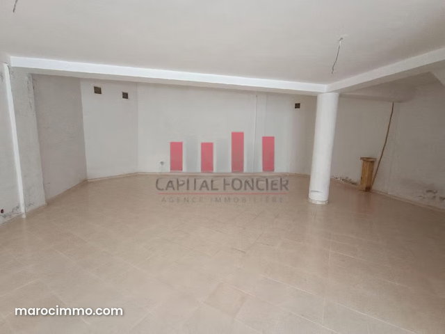 Premium commercial space of 175m2 visible from the sports roundabout — 2