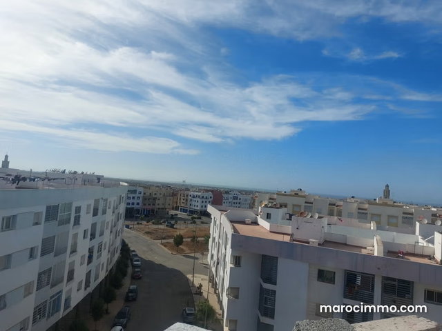 Vends appartement dans un immeuble bien ensoleillé — 4