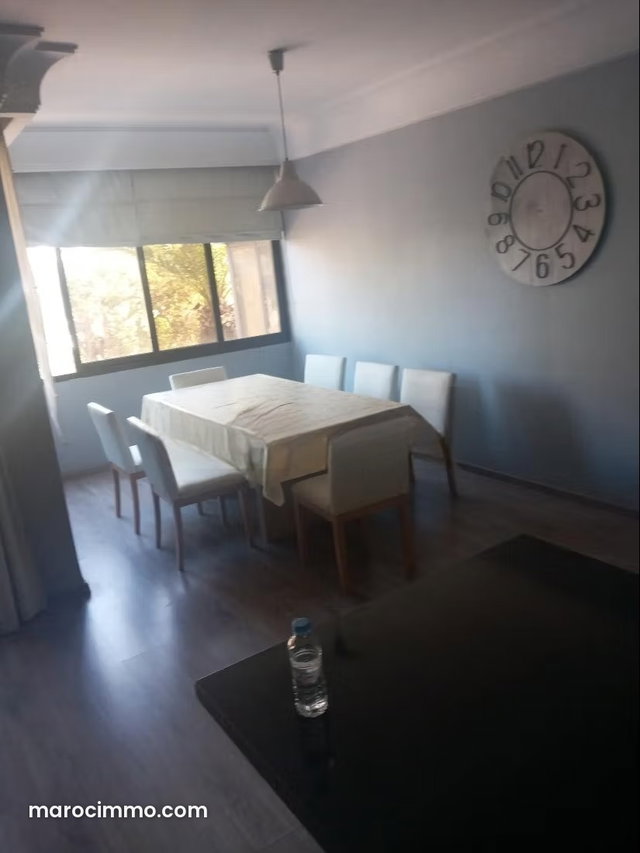 Habit immobilier met en location un bel appartement meublé avec 3 terrasses — 4