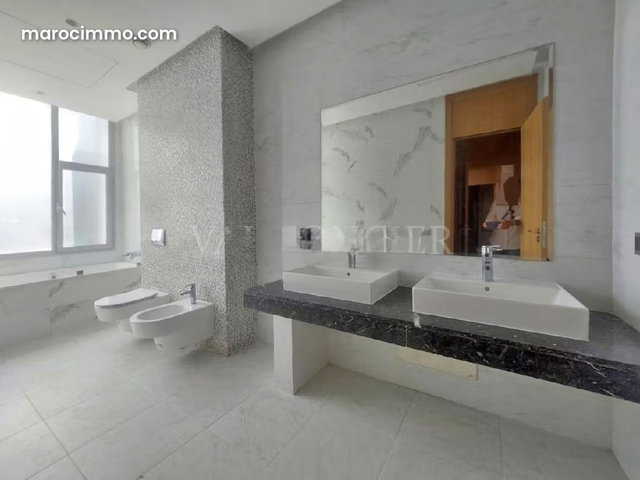 Location villa moderne 3chambres avec piscine à la ville verte de Bouskoura — 5
