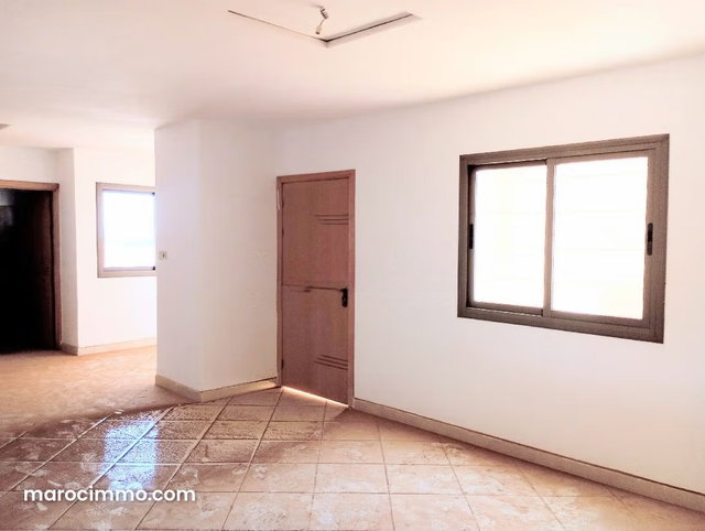 Grand appartement neuf a vendre — 4