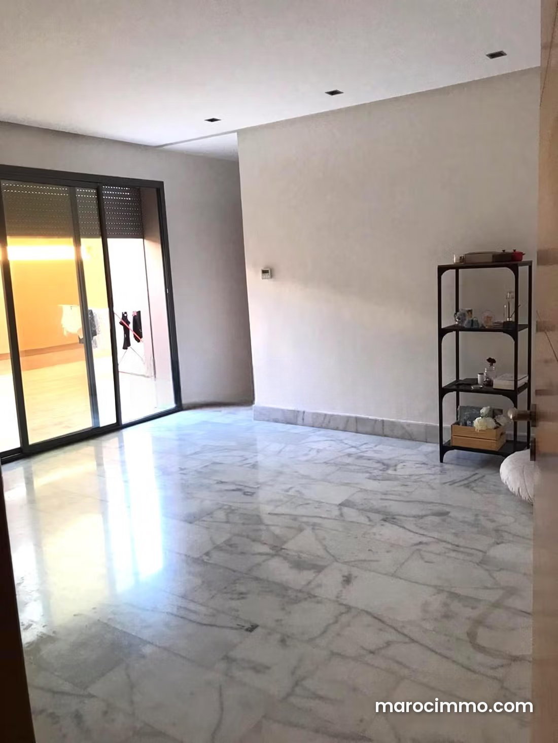 Furnished Apartment with Large Terrace, Maârif Extension, Casablanca — Casablanca