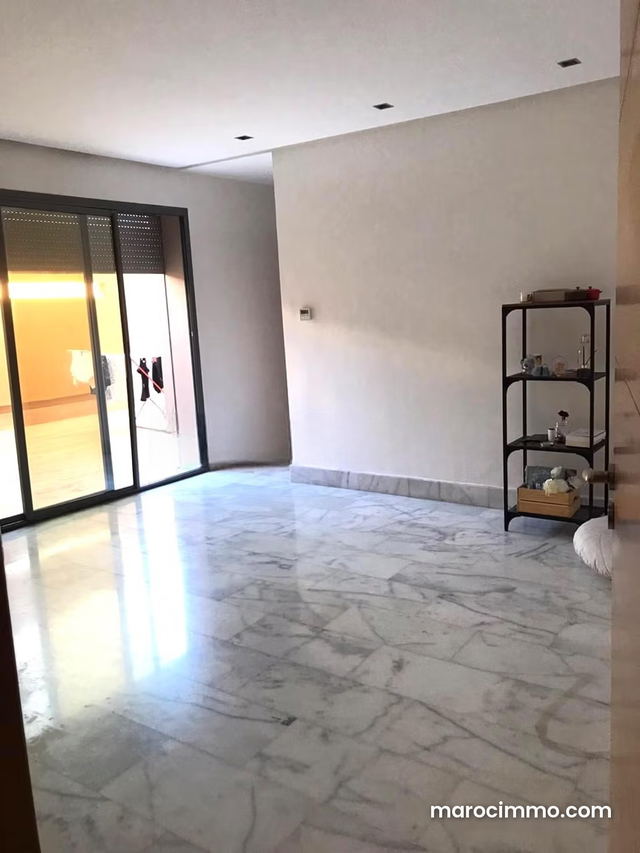 Studio non meublé de 61m2 au quartier Maarif — الدار البيضاء