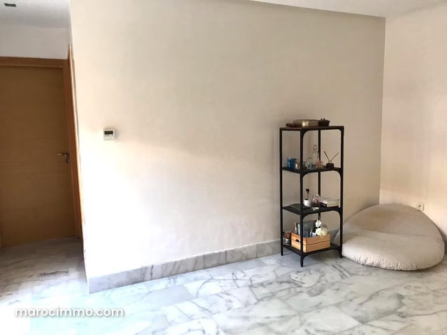 Studio non meublé de 61m2 au quartier Maarif — 3