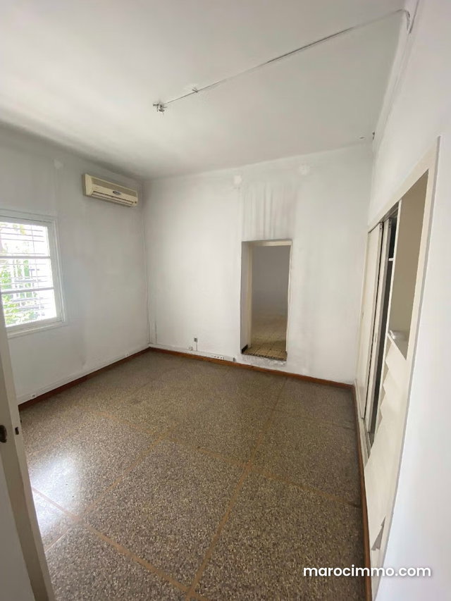 Villa à Vendre de 514.0 m² à Rabat, Haut Agdal — 2