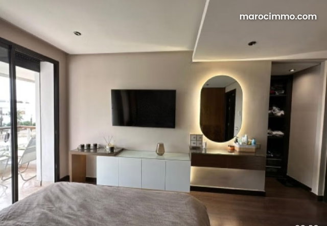 Très bel appartement bouskoura golf — 4