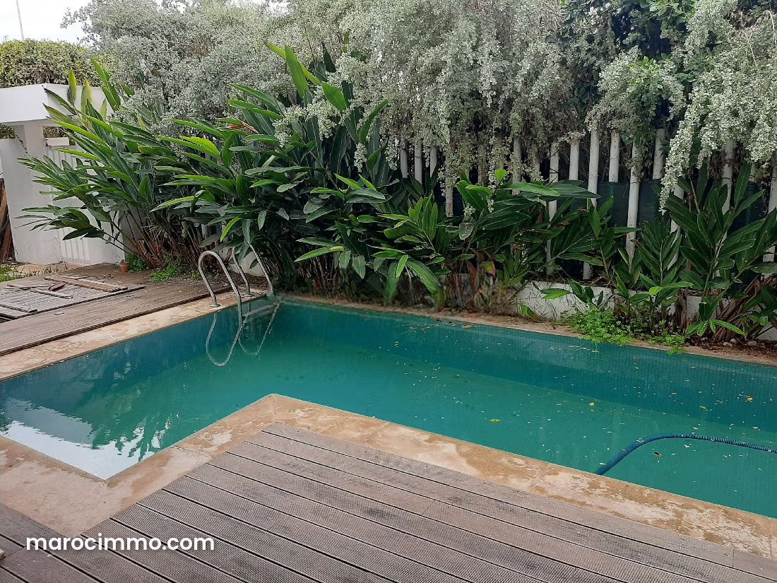 Villa 440 m² avec piscine et hammam, Plage rose, Skhirat — Skhirat