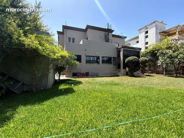 For Sale: 630.0 m² Villa in Casablanca, California — 2