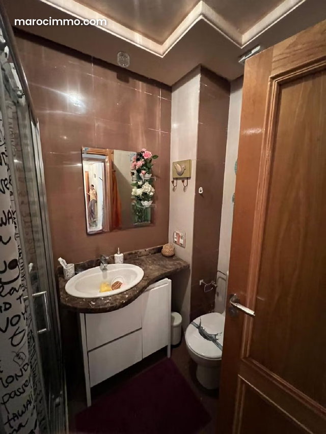 Appartement meublé quartier les hôpitaux 3 ch — 4