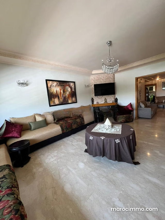 Appartement meublé quartier les hôpitaux 3 ch — 3