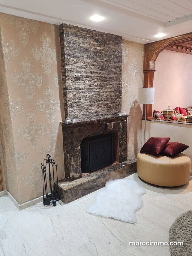 Appartement à Vendre de 165.0 m² à Casablanca, Roches Noires — 3