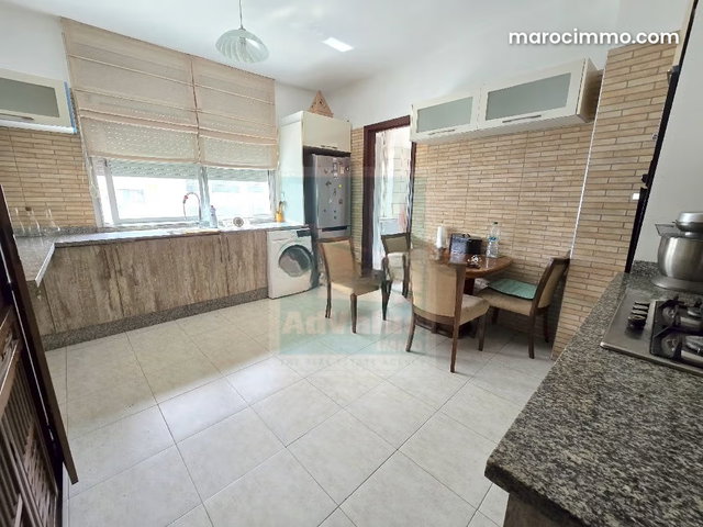 DV. 900: Appartement luxueux à vendre à Gauthier — 4