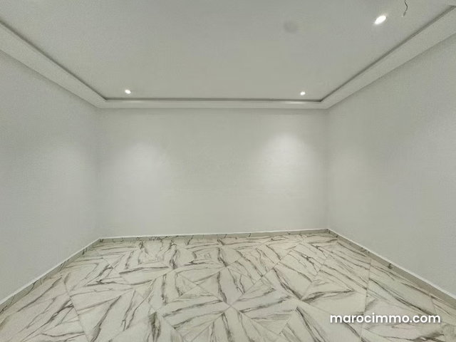 Appartement à vendre de 118m² à Ain El Hayani — 2