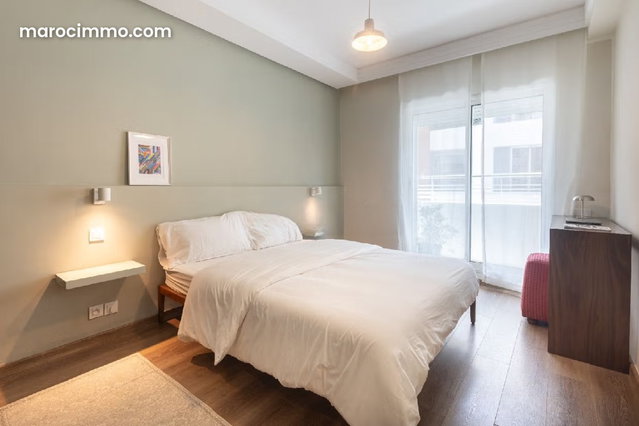Bel appartement en location à Les princesses. 3 chambres agréables. Bien meublé — 2