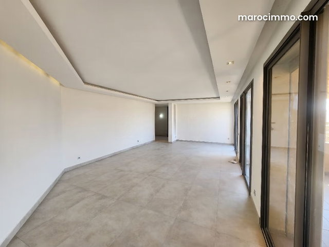 Appartement à Louer de 243.0 m² à Casablanca, Gauthier — 3