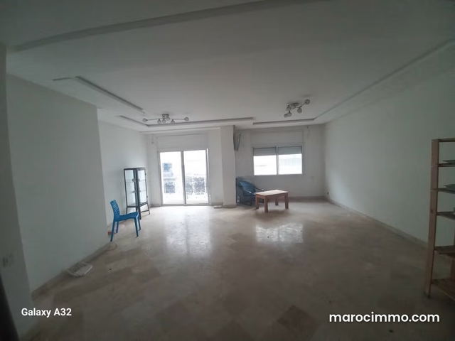 Vente d'un bel appartement ensoleillé à Racine. 4 pièces — الدار البيضاء