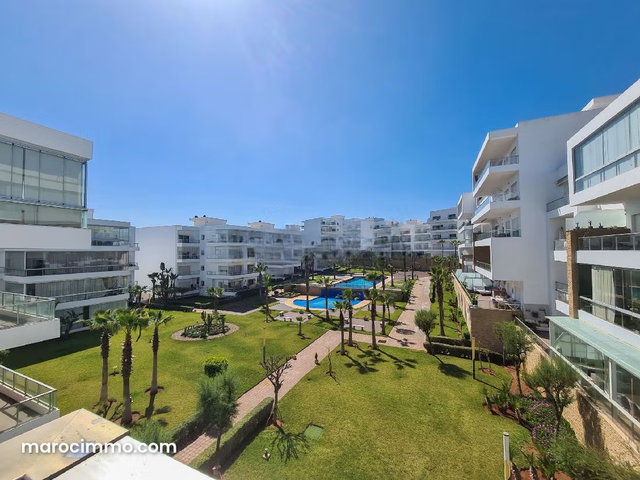 2-Bedroom Furnished Apartment in Péninsula — 2