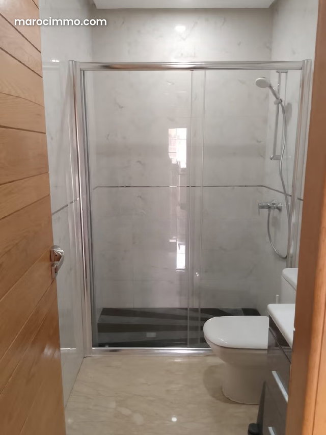 Appartement à Vendre de 98.0 m² à Casablanca, Bachkou — 3