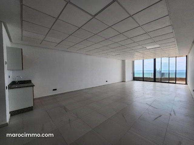 Bureau 80 m² vue mer, 5e étage — 3