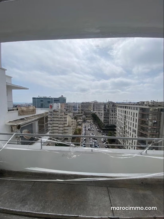 Art Deco Apartment for Sale — 4