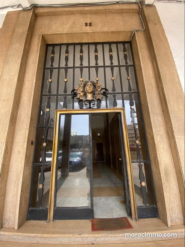 Art Deco Apartment for Sale — 3