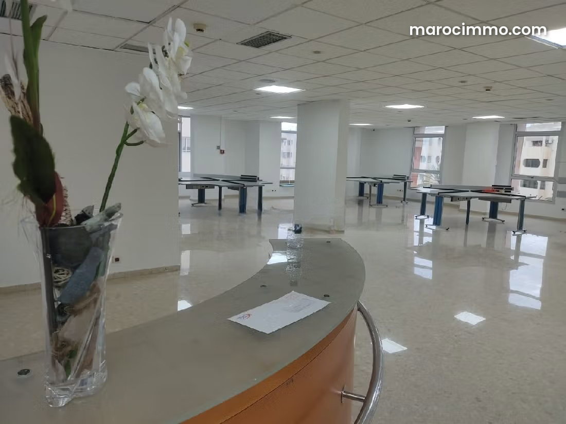 164 sqm office in Les Princesses, Casablanca, in a high-standard building — Casablanca