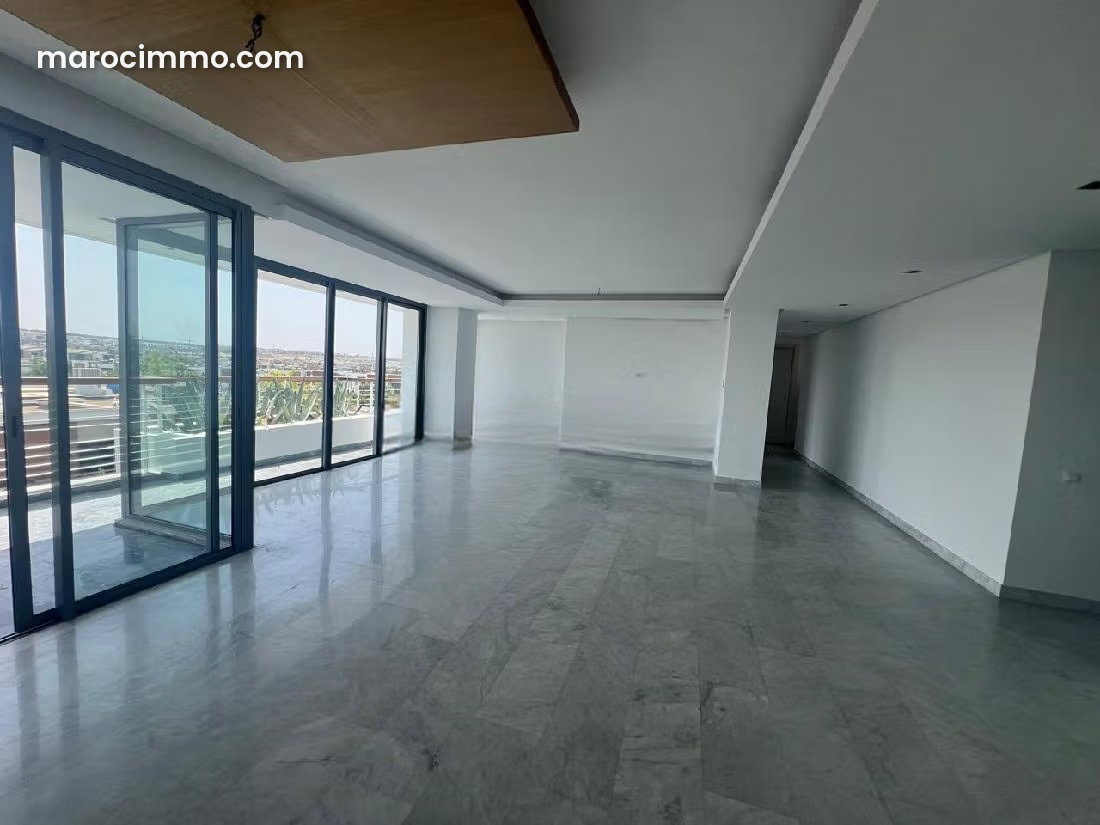 188 sqm Apartment with Golf and Lake Views in Bouskoura Ville Verte — Bouskoura
