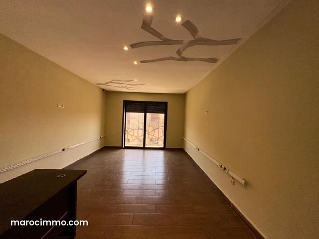 Office for rent in Gueliz LB 04 — 2