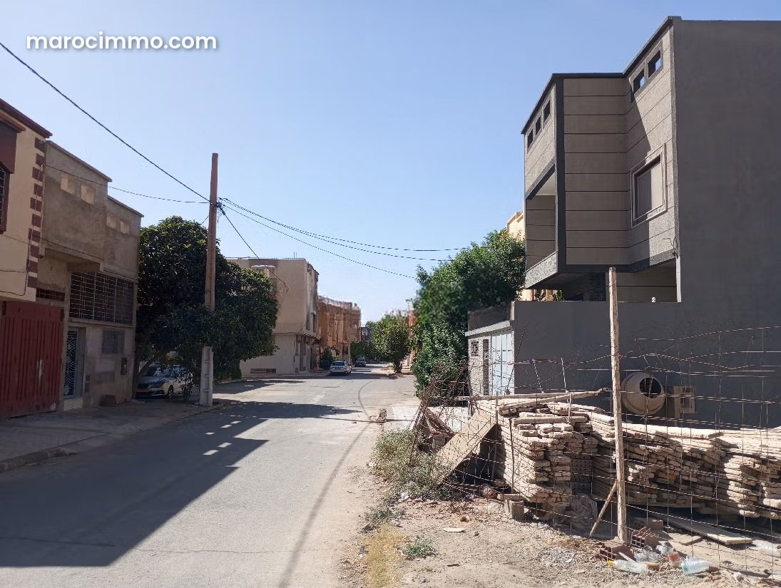 قطعة أرض 132 م² للبيع بحي لازاري في وجدة — وجدة