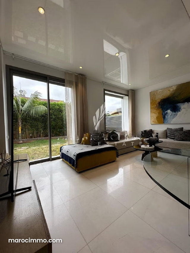 A vendre villa meublée 710m frontgolf Prestigia — 4