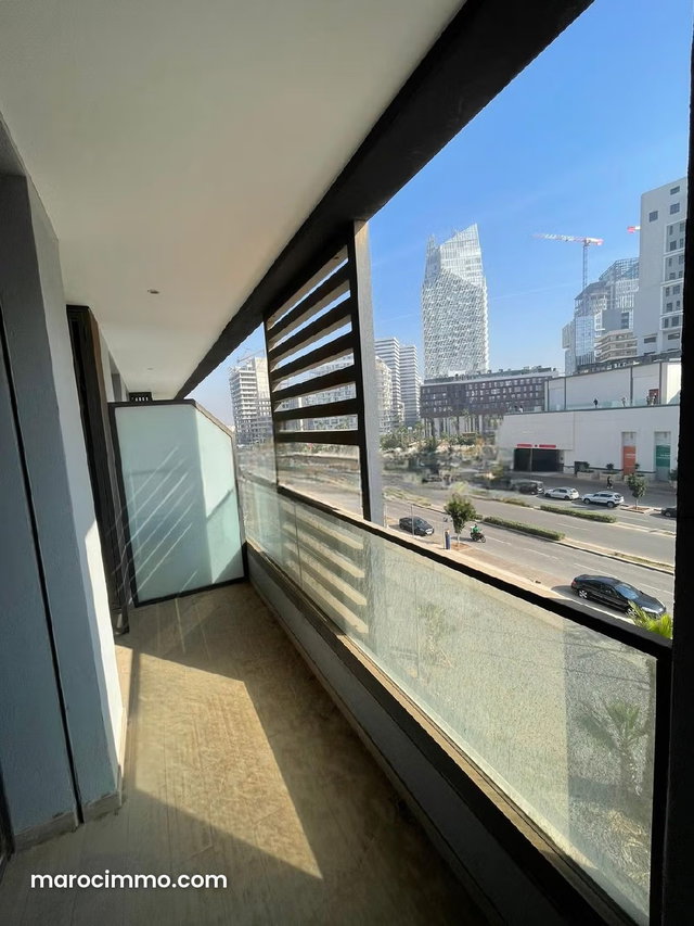 Appartement pour location à finance city vide — 2