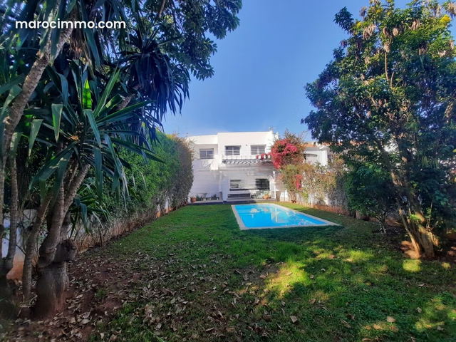 Villa commerciale 560 m², CIL — Casablanca