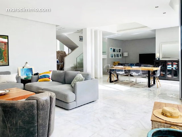 Magnifique villa d'architecte 500m2 à vendre à Bouskoura ville verte — 3
