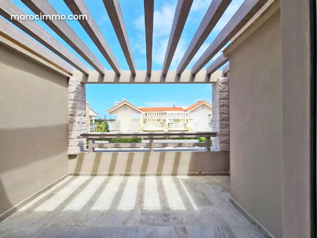 Location villa refaite à neuf 600m2 avec piscine à Dar Bouazza — 5