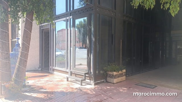 En location: Local commercial en plein cœur de Guéliz — 2