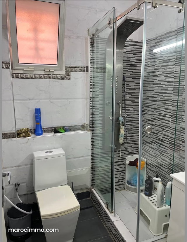Villa à Vendre de 358.0 m² à Casablanca, Polo Ain Chok — 2
