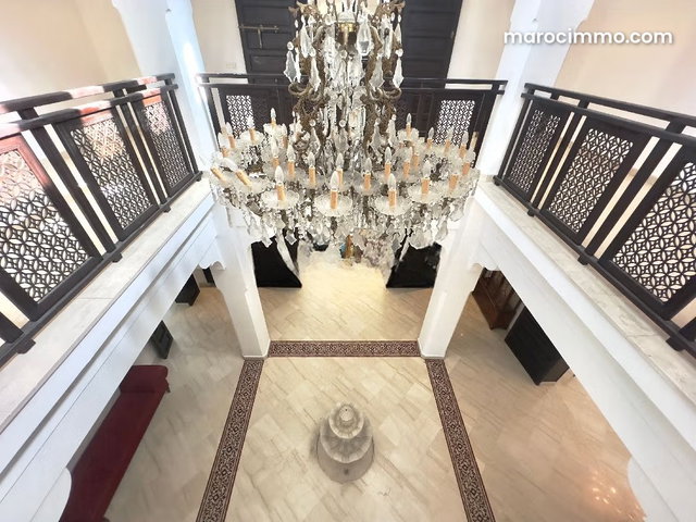 Villa Angle de luxe 1000 m2 en plein coeur d’anfa — 5
