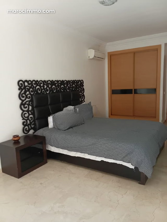 Studio meublé de 58m² à vendre — 5