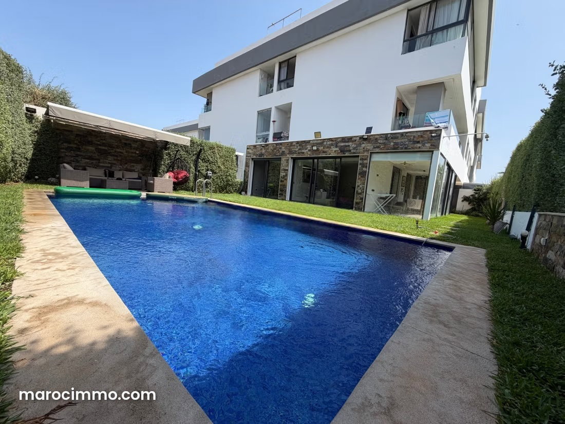 Appartement 309 m² avec piscine privée, Dar Bouazza — Dar Bouazza
