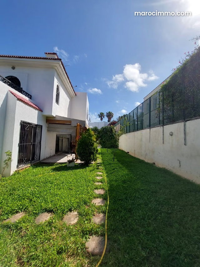 Villa de Prestige pour Usage Bureau HAY RIAD — 3