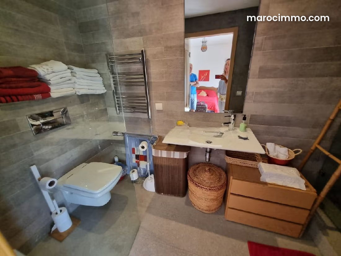 4-Bedroom House with Swimming Pool in Central Bouskoura — Bouskoura